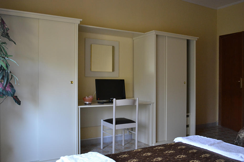 Hotel Costa Jonica Sellia Marina Room photo